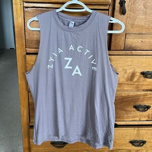 Camisole Zyia, couleur lilas, grandeur large